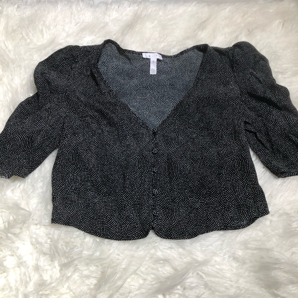 Anthropologie Leith cropped puff sleeve blouse